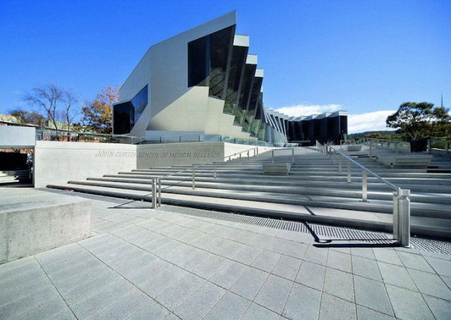 2011-08-01-canberra-002