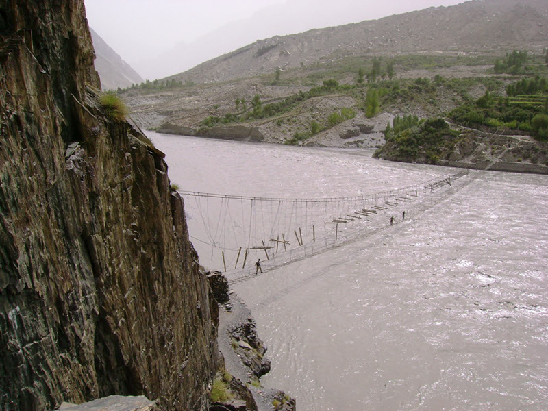2013-05-20-hussaini-001