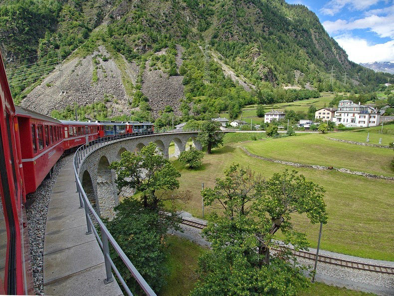 2013-11-05-brusio-viaduct-009